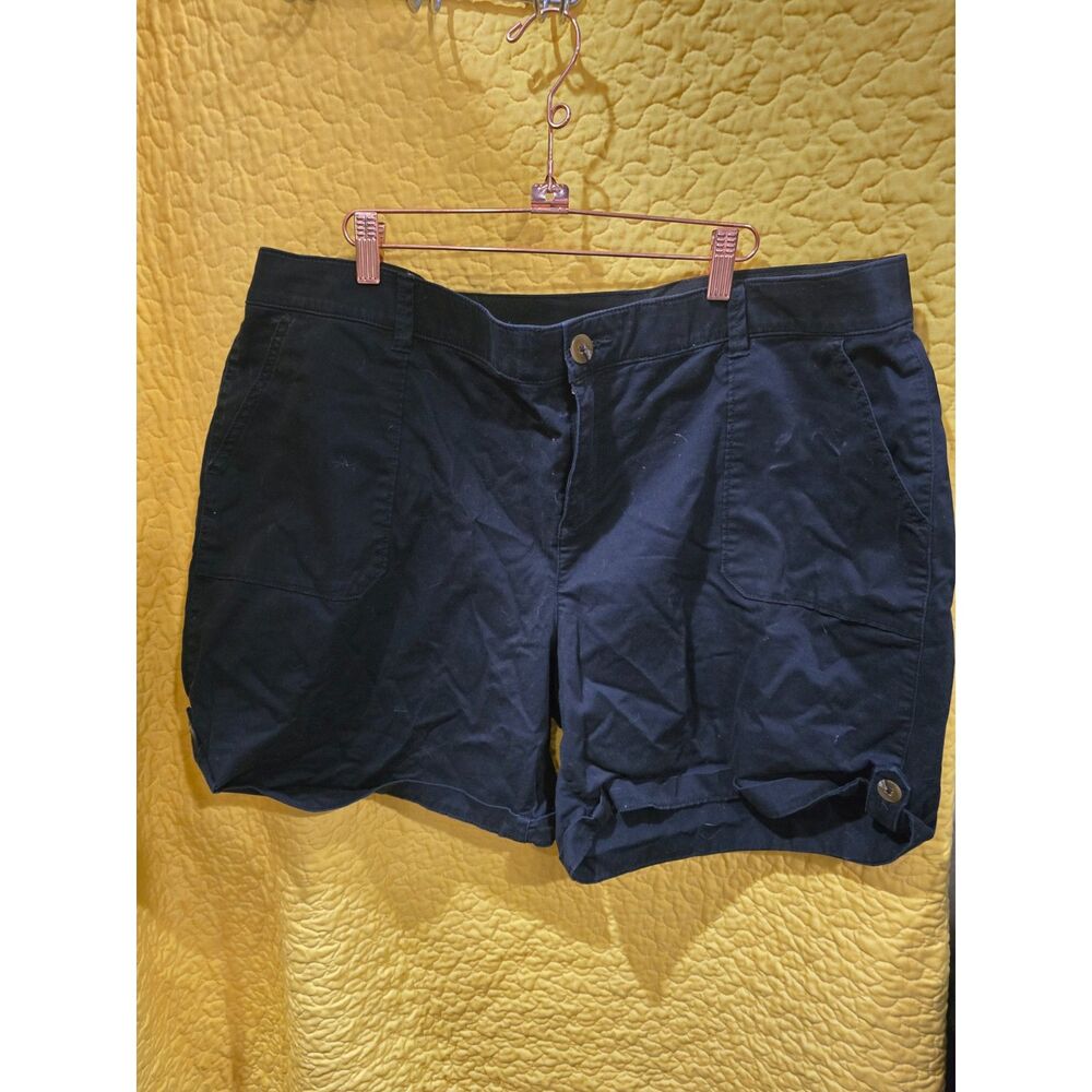 EUC Lane Bryant Black Shorts Sz 20 F-9